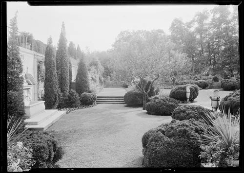 Arthur V. Davis, garden in Oyster Bay, Long Island, New York